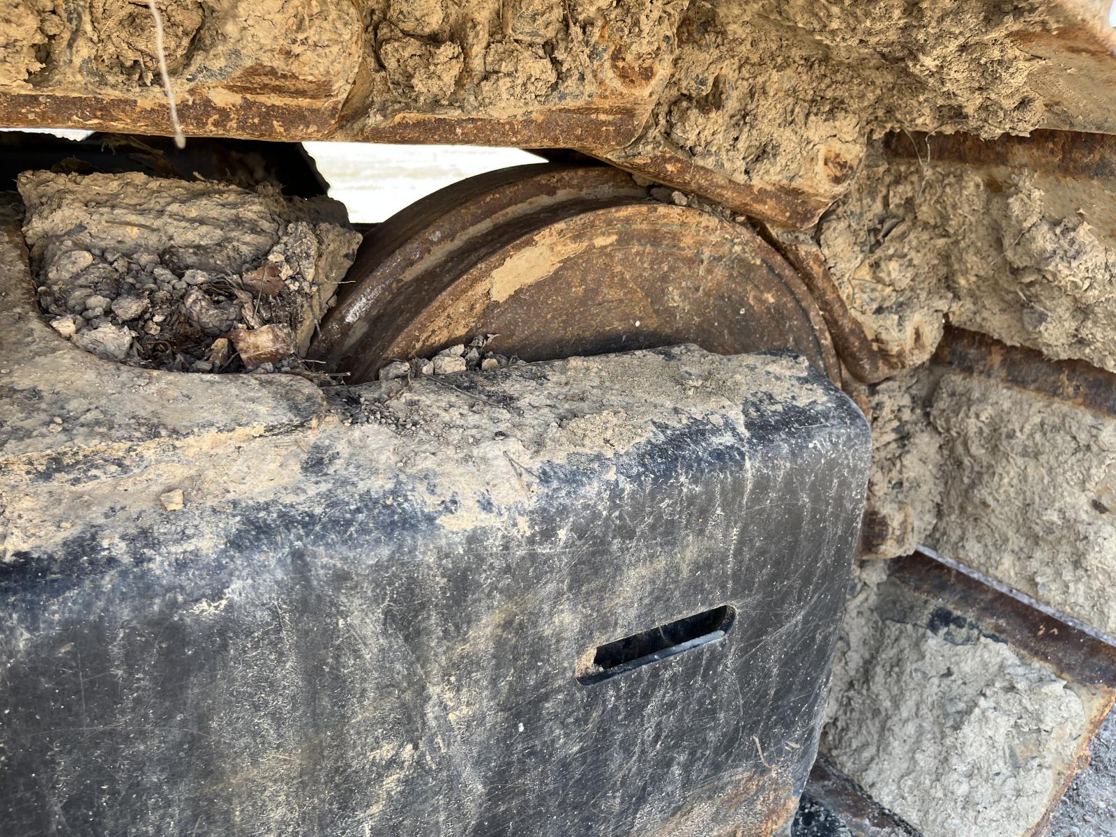 ./imagenes/INVOICE/2019/18272/JOHN DEERE 160D (10).JPG